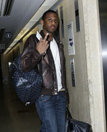 100203W8_FABOLOUS_B-GR_04.avif