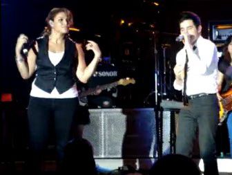 Jordin Sparks David Archuleta No Air 01-2010-02-04.jpg