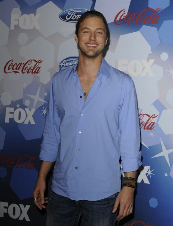 Casey James Flu