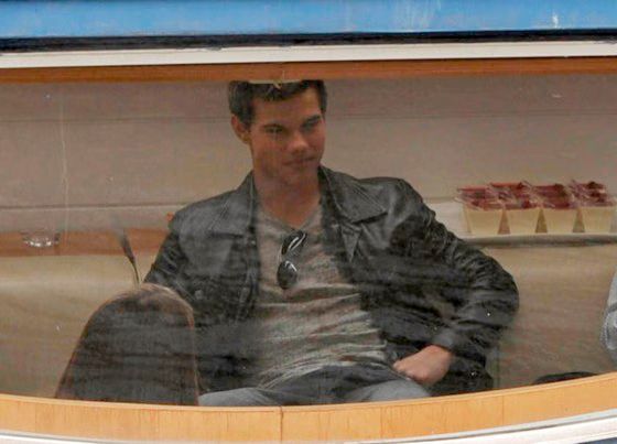 66878EP_LAUTNER_B-GR_07.jpg