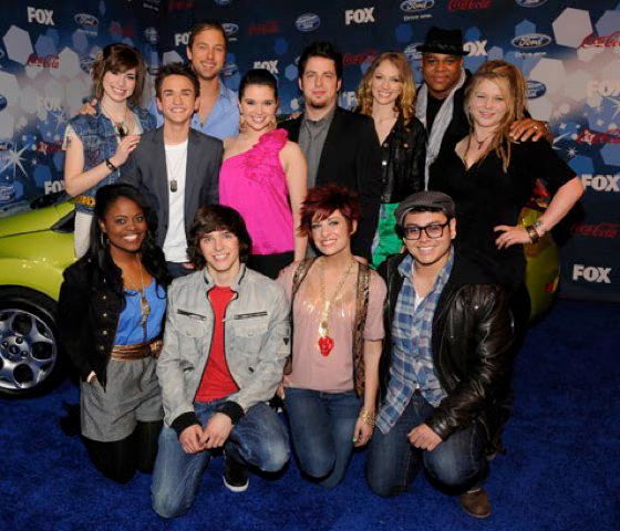 American Idol Top 12 Red Carpet 08-2010-03-12.jpg