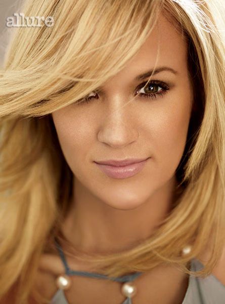 Carrie Underwood Allure 01-2010-03-17.jpg