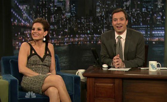 Kara DioGuardi Jimmy Fallon 01-2010-03-20.jpg