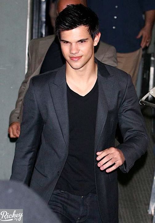 100411M4_LAUTNER_B-GR_01.jpg