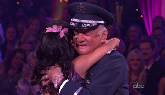 Buzz Aldrin Waltz 01-2010-04-05.jpg
