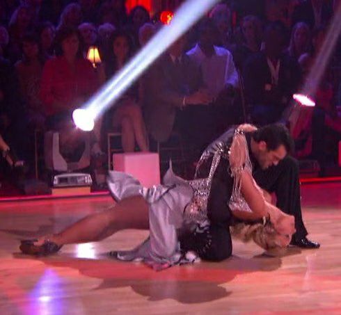Kate Gosselin Tango 01-2010-04-12.jpg