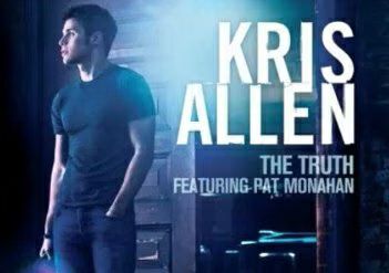 Kris Allen Pat Monahan 01-2010-04-26.jpg