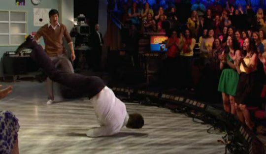 Matthew Morrsion Breakdance 01-2010-04-07.jpg