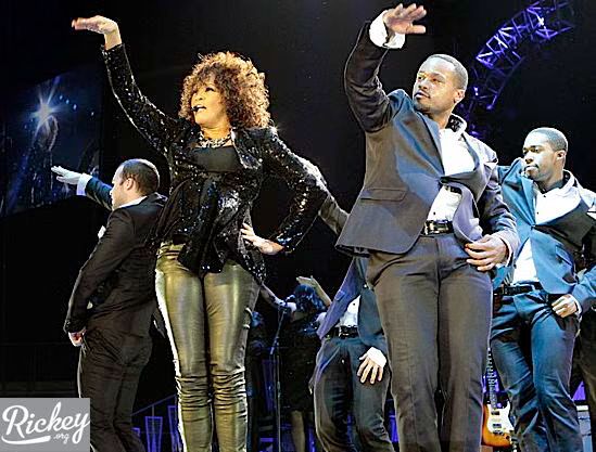 whitney houston 02 01-2010-04-26.jpg