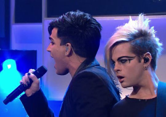 Adam Lambert If I Had You 01-2010-05-22.jpg