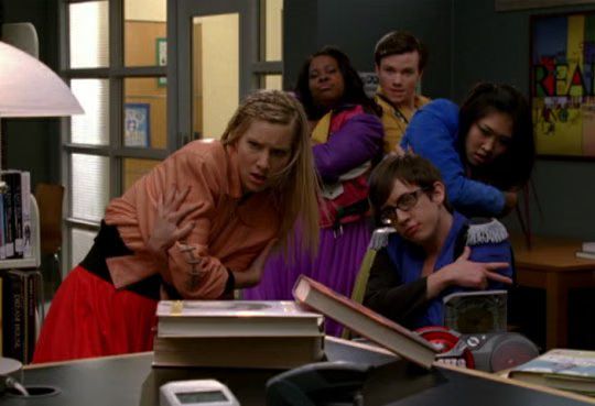 Glee 03-2010-05-04