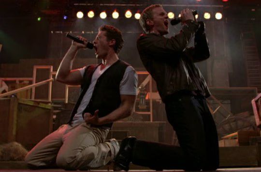 Glee 03-2010-05-18.jpg