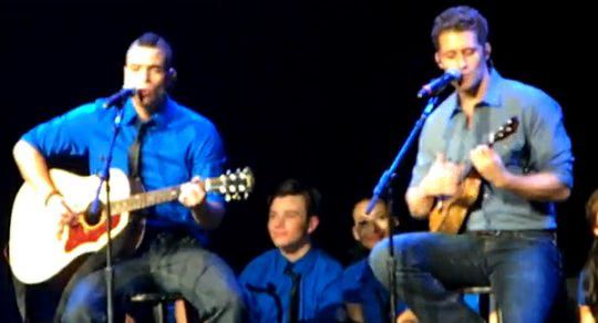 Glee Over the Rainbow Mark Salling Matthew Morrison 01-2010-05-31.jpg