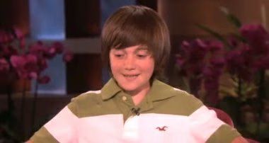 Greyson Chance 01-2010-05-14.jpg