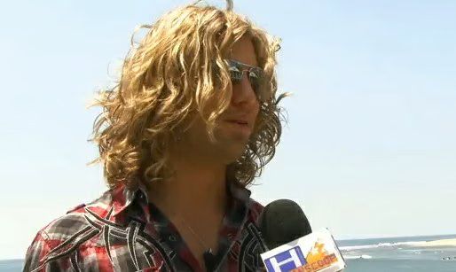 Casey James Hollyscoop 01-2010-06-22.jpg