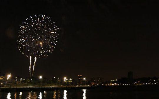 Fireworks 01-2010-06-28.jpg