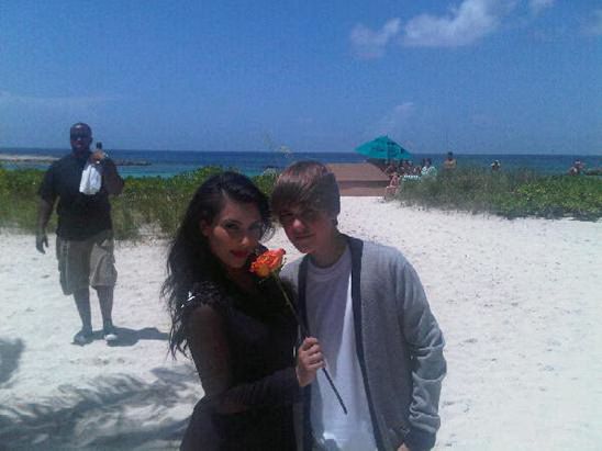 Justin Bieber Kim Flower.jpg