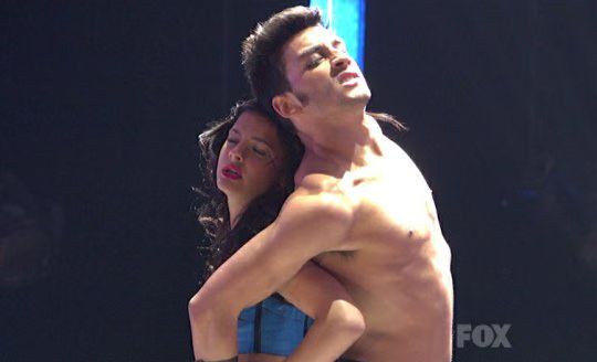 Robert Roldan Courtney SYTYCD 01-2010-06-30.jpg