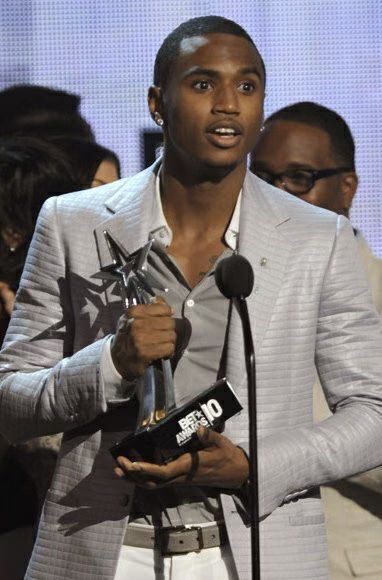 Trey Songz Mom BET 01-2010-06-28.jpg