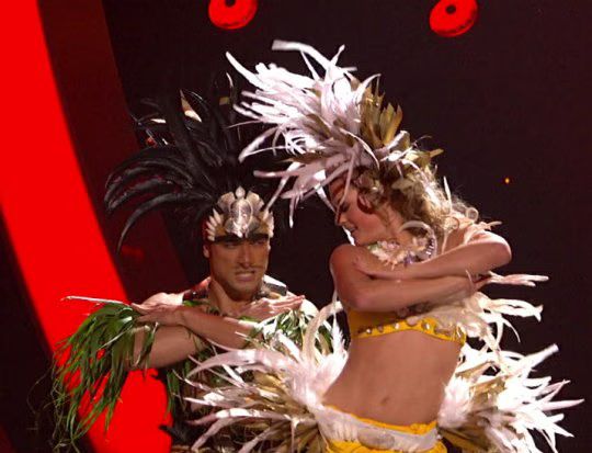 Lauren Froderman Mark Kanemura Duck Heat 01-2010-07-14.jpg