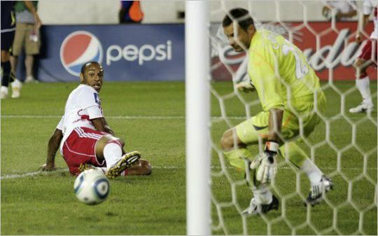 Thierry Henry Goal Red Bulls.jpg