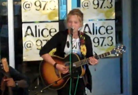 Crystal Bowersox Farmer's Daughter 01-2010-09-13.jpg