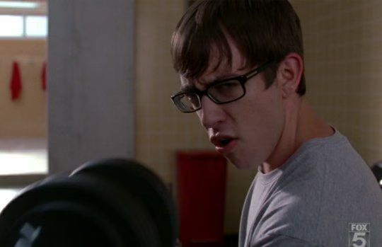 Glee Stronger Artie 01-2010-09-28.jpg