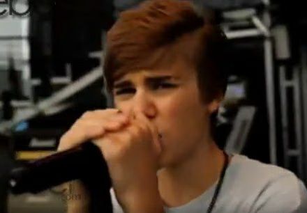 Justin Bieber Happy Birthday 01-2010-09-22.jpg
