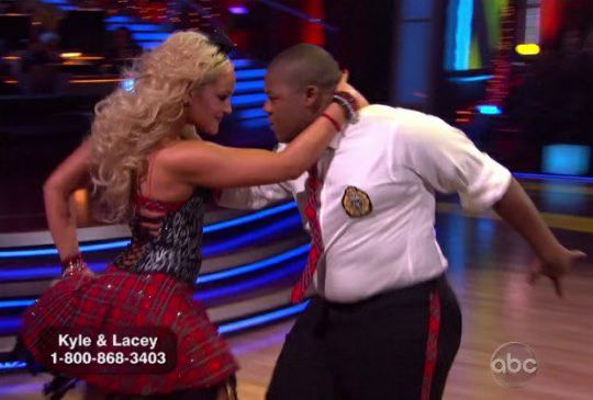 Lacey Schwimmer Kyle Massey Cha Cha Cha 01-2010-09-20.jpg