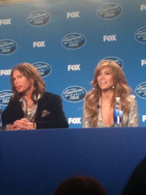 Steven Tyler Jennifer Lopez.jpg