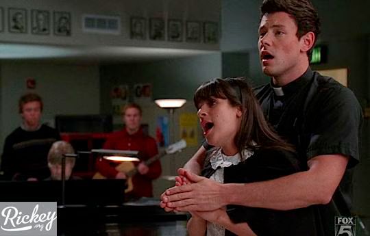 Glee Duets MP3 01-2010-10-12.jpg