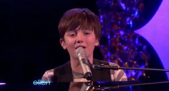 Greyson Chance Waiting Outside The Lines 01-2010-10-27.jpg