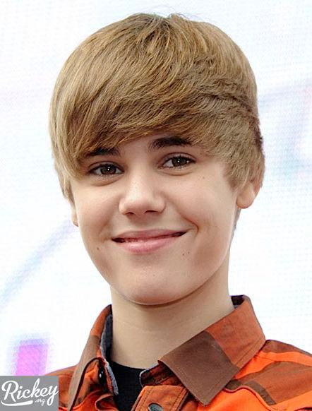 Justin Bieber Power of Youth 03-2010-10-24.jpg