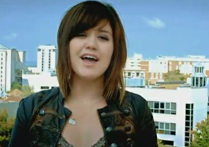 Kelly Clarkson American Idol 10 Promo 01-2010-10-31.jpg