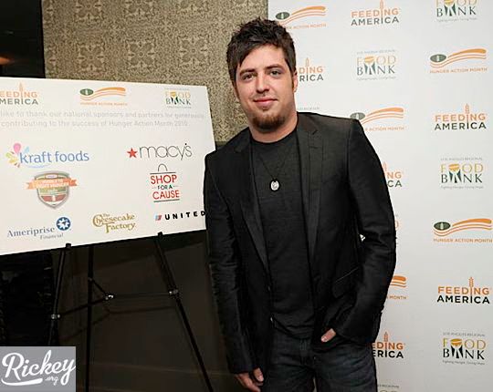 Lee DeWyze Feeding America 02-2010-10-03.jpg