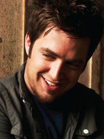 Lee DeWyze Live It Up.jpg