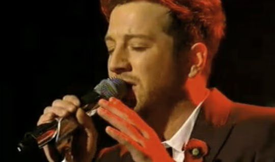 Matt Cardle Bleeding Love 01-2010-10-30.jpg