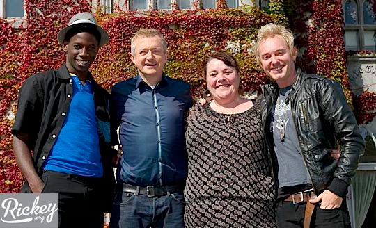 x factor top 12 02-2010-10-03.jpg