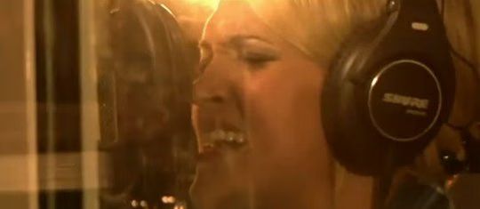 Carrie Underwood Chronicles of Narnia 01-2010-11-14.jpg