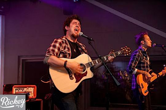 Lee DeWyze 02-2010-11-12.jpg