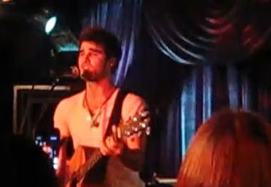 Teenage Dream Darren Criss Acoustic 01-2010-11-14.jpg