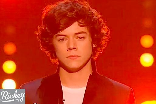 1D Chasing Cars one Direction 03-2010-12-04.jpg