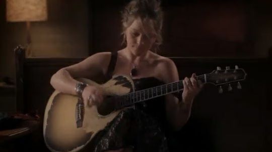 Crystal Bowersox Farmer's Daughter Video 01-2010-12-16.jpg