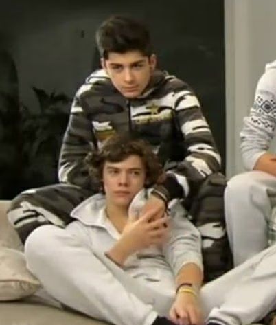 Harry Styles Zayn Malik 01-2010-12-04.jpg