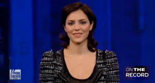 Katharine McpHee 01-2010-12-18.jpg