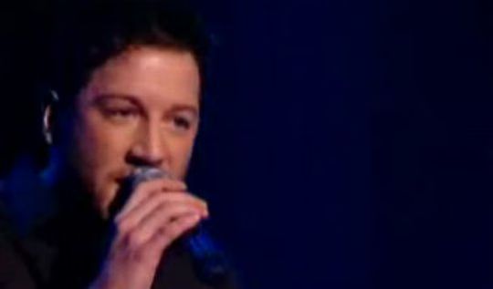 Matt Cardle Firework 01-2010-12-12.jpg