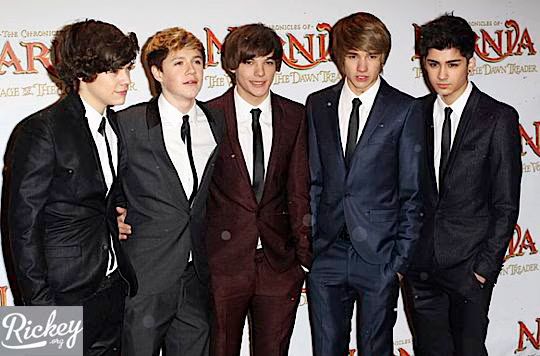 One Direction Narnia 11-2010-12-03.jpg
