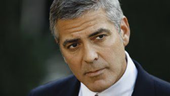 George Clooney Malaria 01-2011-01-20.jpg