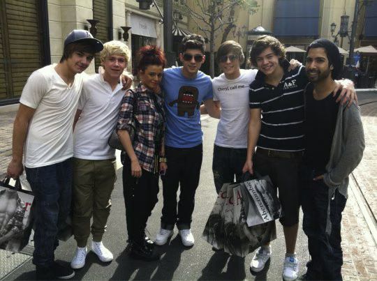 One Direction Los Angeles.jpg