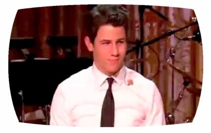 Nick Jonas I Can't Help Myself.jpg